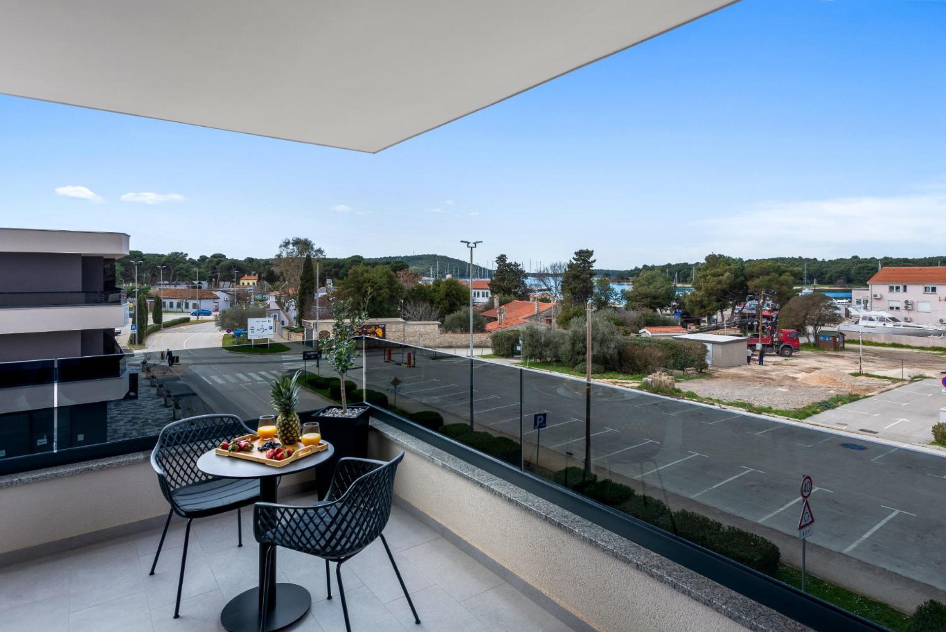 Fly Rooms Medulin - 50M From The Beach - New 2024 外观 照片